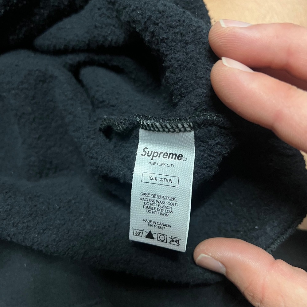 Supreme Vampire Boy Hooded Sweatshirt Black XL Embroidered Graphic Pullover - Picture 8 of 10
